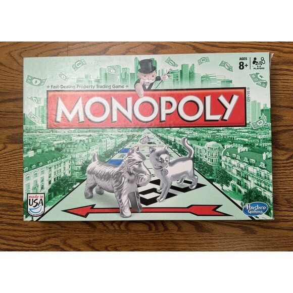 Monopoly Hasbro Gaming Fast-Dealing Property Trading Game‎  2014 - Picture 1 of 13